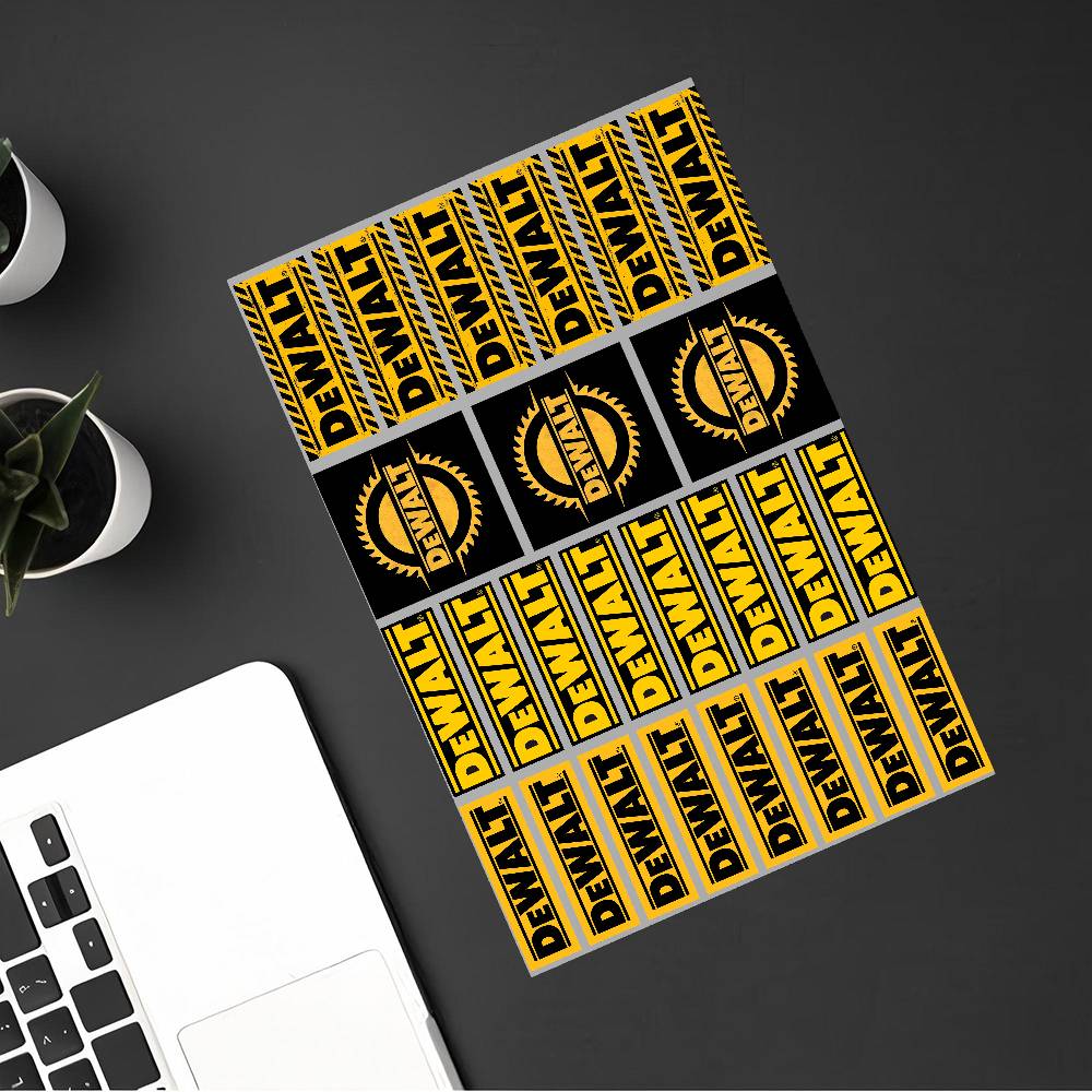 ملصق فينيل احترافي لعلامة موتو - مراجعة Laptop Accessories Brand وسعره
