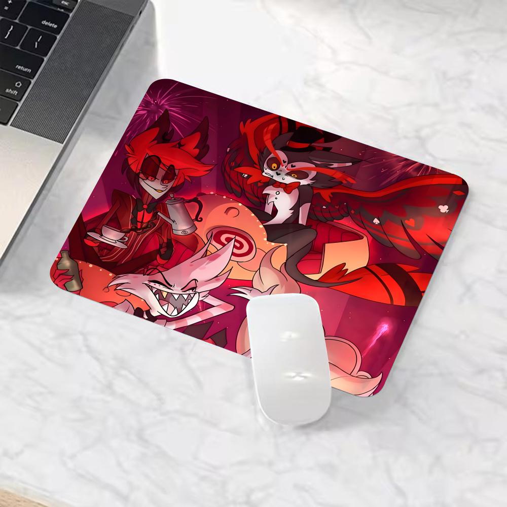 HazbinS H-Hotels AlastorS ماوس - مراجعة Laptop Accessories Writing Pad وسعره